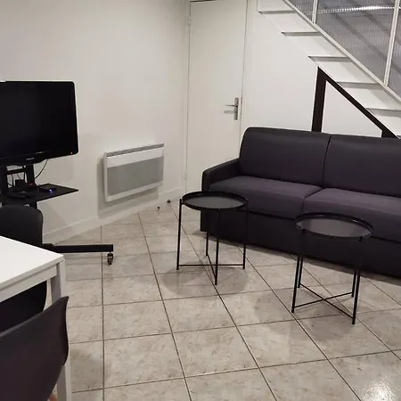 Maisonnette Entiere 2 Pieces, 30 Mn Roissy, 30 Mn *